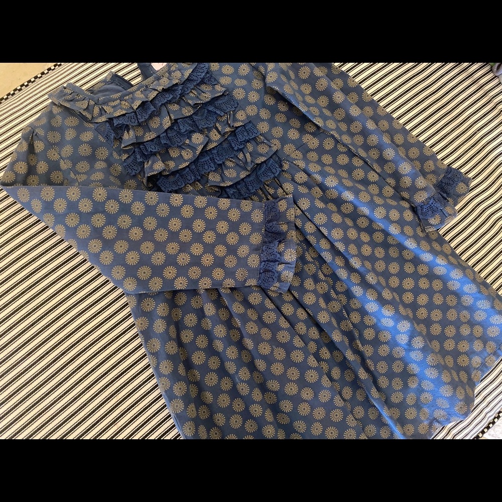 Dress - Picture 5 of 5